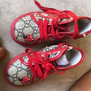 Gucci shoes ! Size 7